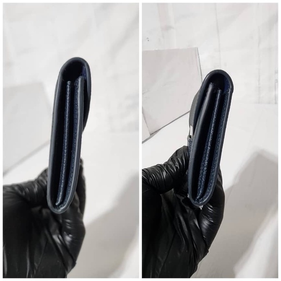 Authentic CELINE Grained Calfskin Small Trotteur Multifunction Flap Wallet Navy - Picture 4 of 11